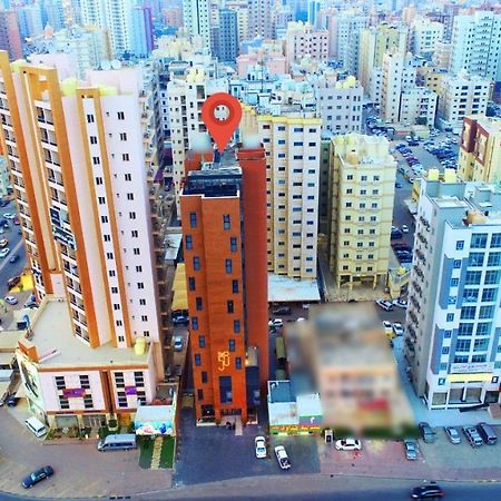 Апарт отель ذا فيفتى ايت السالمية Кувейт Экстерьер фото